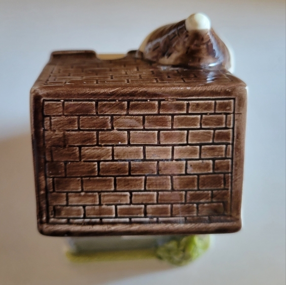 Vintage Otagiri Victorian Row House Cannister 1981 With Lid - Picture 6 of 13